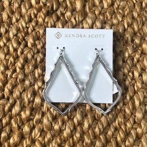 Kendra scott earrings